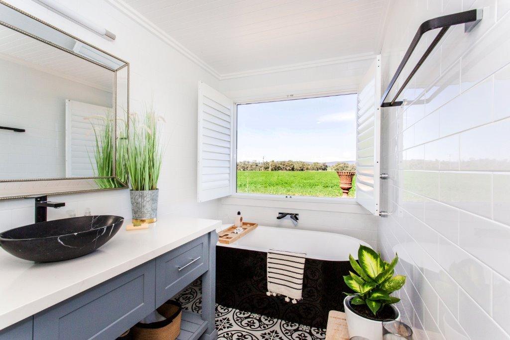 Luxury country accommodation cowra